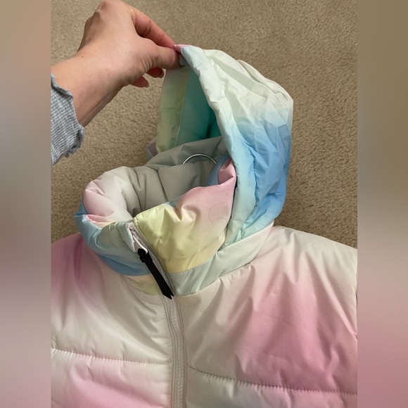 All in Motion Girl Short Puffer Jacket Winter Coat Rainbow Print Sz S 6 / 6X - Picture 8 of 8